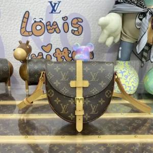 Louis Vuitton Chantilly