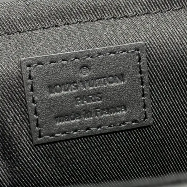 Louis Vuitton S-Cape Messenger Black - Image 6