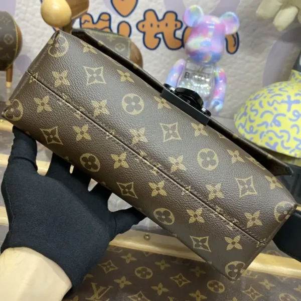Louis Vuitton S-Cape Messenger  Brown - Image 2
