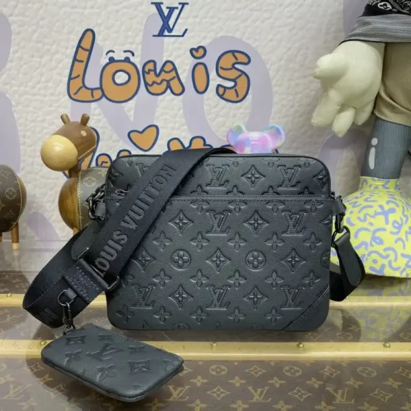 Louis Vuitton Trio Messenger Full Black