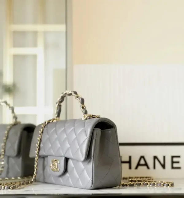 CHANEL CF 20 cm Handle Beige - Image 3