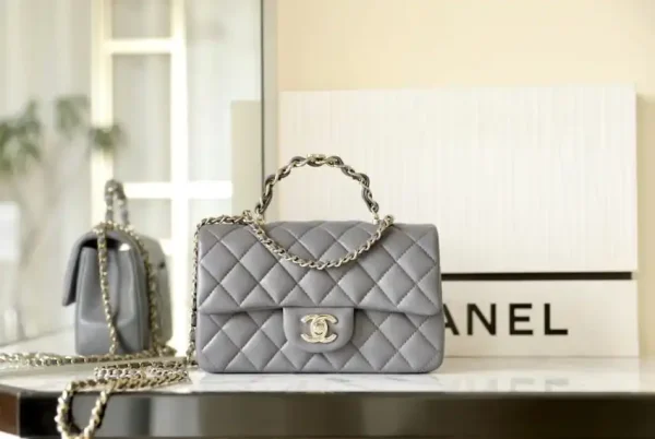 CHANEL CF 20 cm Handle Beige - Image 4