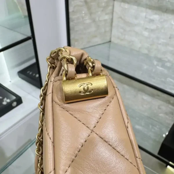 CHANEL 23k Large Caramel - Image 4