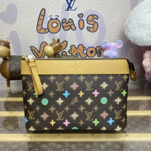 Louis Vuitton Pochette Voyage Brown