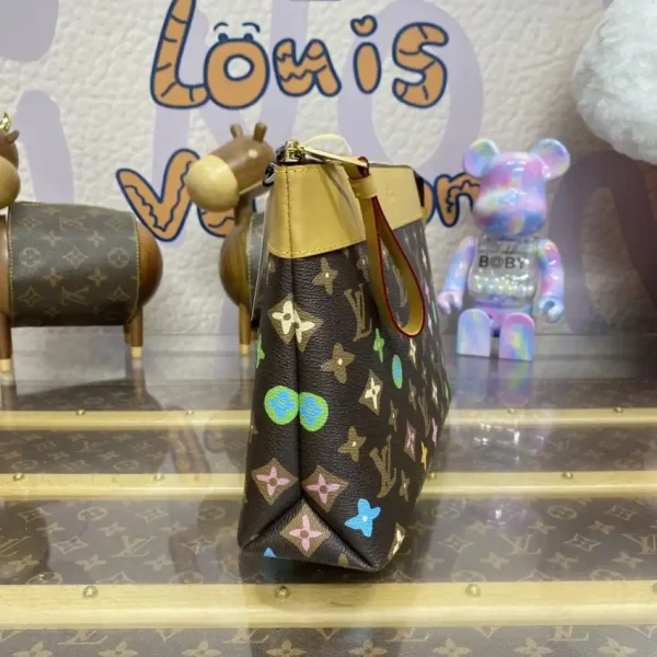 Louis Vuitton Pochette Voyage Brown - Image 7