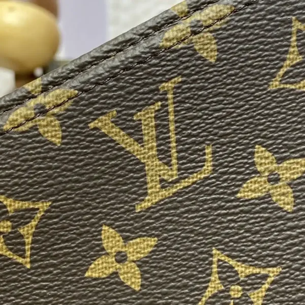 Louis Vuitton Pochette Voyage Canvas Brown - Image 4