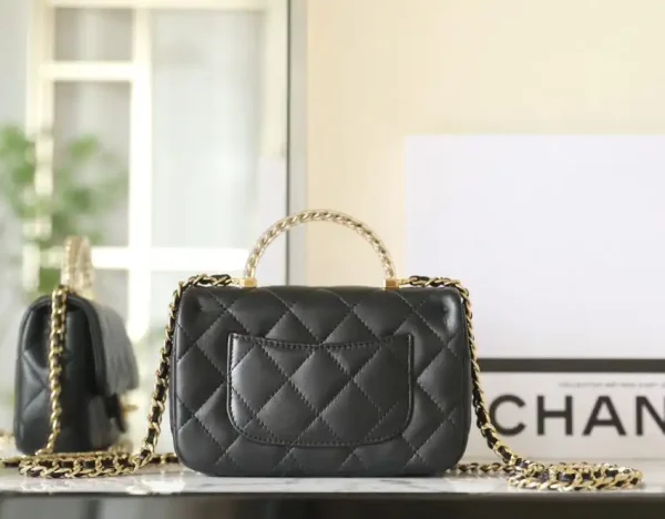 CHANEL CF 19 cm Handle Black - Image 2