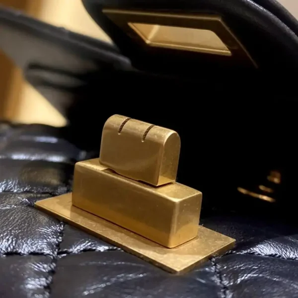 CHANEL 2.55 Bag Black - Image 4