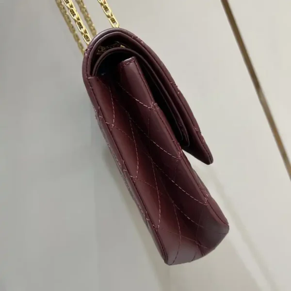 CHANEL 2.55 Bag Red - Image 5