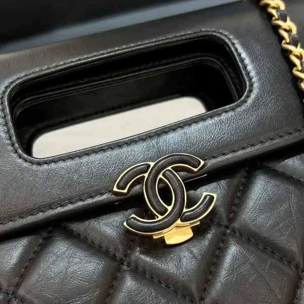 CHANEL 23s Clutch Bag - Image 2