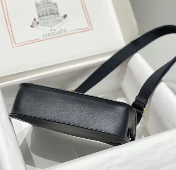 Hermes Jypsiere Black - Image 3