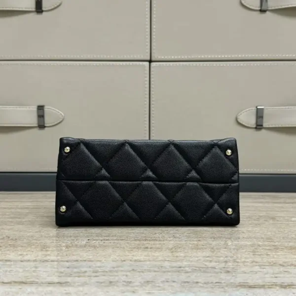 CHANEL 23k Kelly Handle 21cm - Image 2