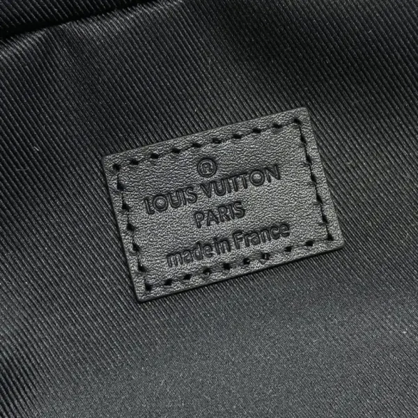 Louis Vuitton Quest Messenger - Image 7