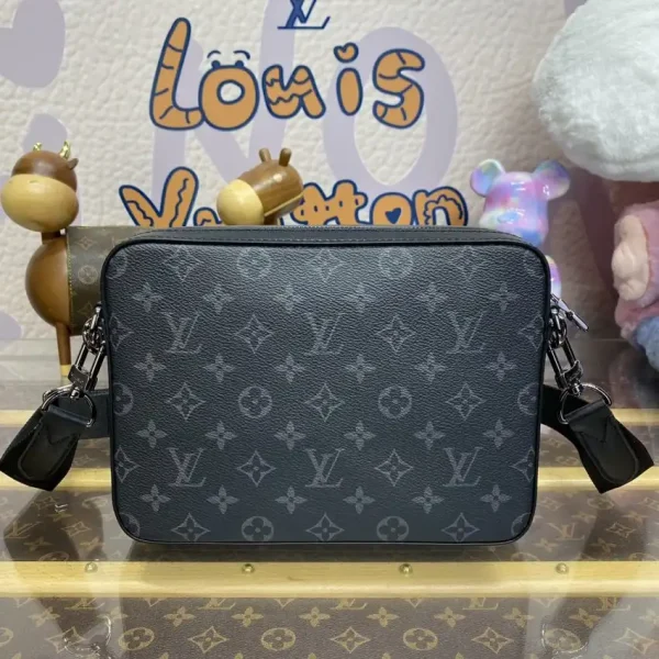 Louis Vuitton Trio Messenger Grey - Image 2