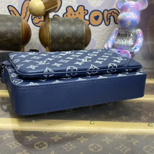 Louis Vuitton Trio Messenger Blue&White - Image 7