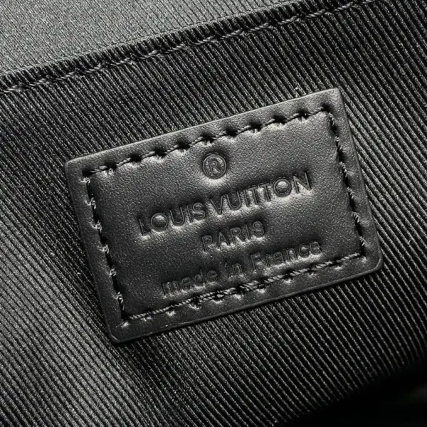 Louis Vuitton Messenger Brown - Image 10