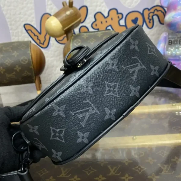 Louis Vuitton Messenger Black - Image 7