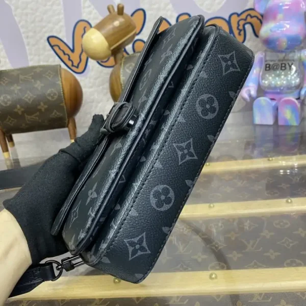 Louis Vuitton Wearable Wallet Black - Image 3
