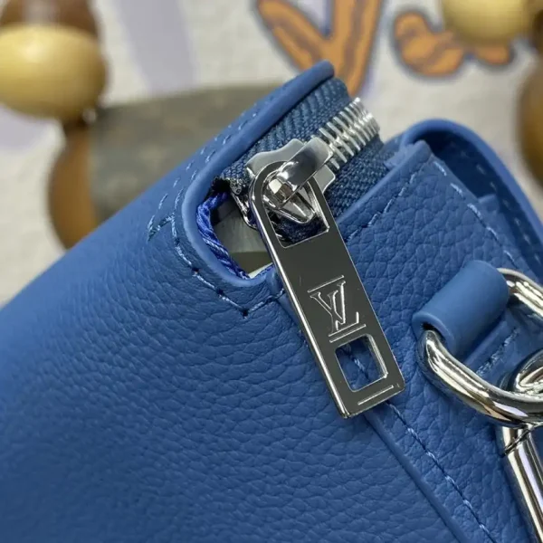 Louis Vuitton Pilot Wearable Wallet Blue - Image 7