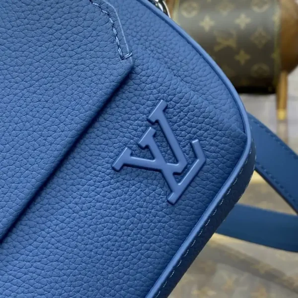 Louis Vuitton Pilot Wearable Wallet Blue - Image 8