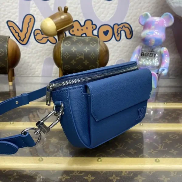 Louis Vuitton Pilot Wearable Wallet Blue - Image 9