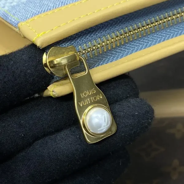 Louis Vuitton Pochette Voyage Denim - Image 8