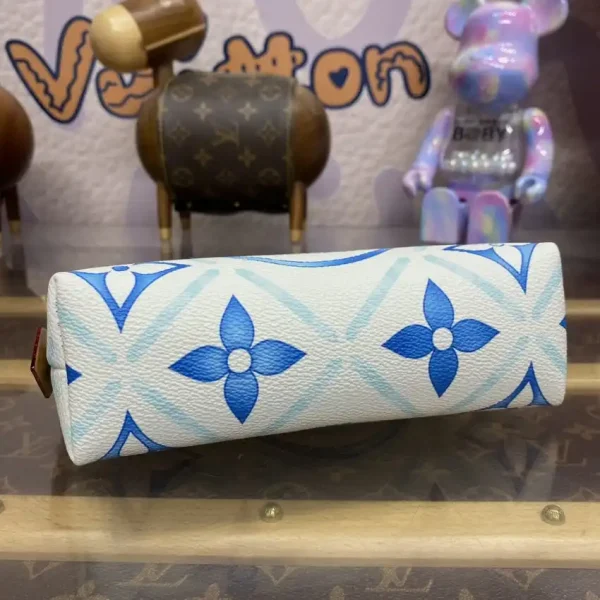 Louis Vuitton Pochette Cosmétique Blue - Image 3