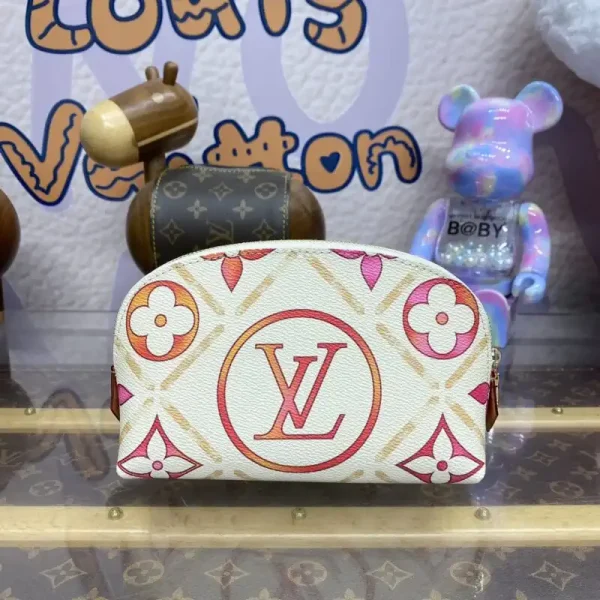 Louis Vuitton Pochette Cosmétique Orange