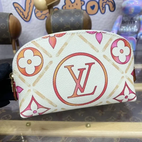 Louis Vuitton Pochette Cosmétique Orange - Image 3