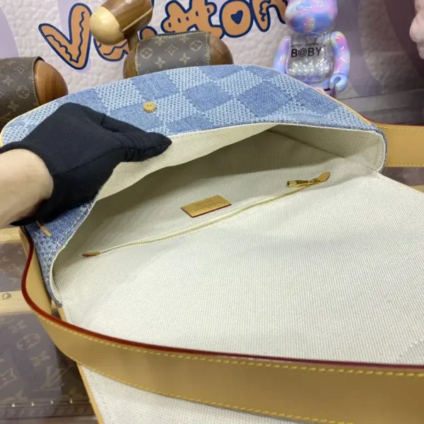 Louis Vuitton Wearable Wallet Denim - Image 3