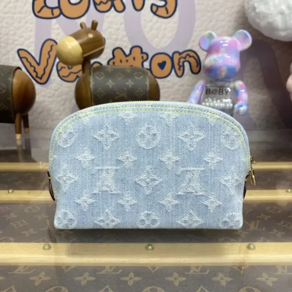 Louis Vuitton Pochette Cosmétique Denim