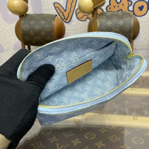 Louis Vuitton Pochette Cosmétique Denim - Image 8