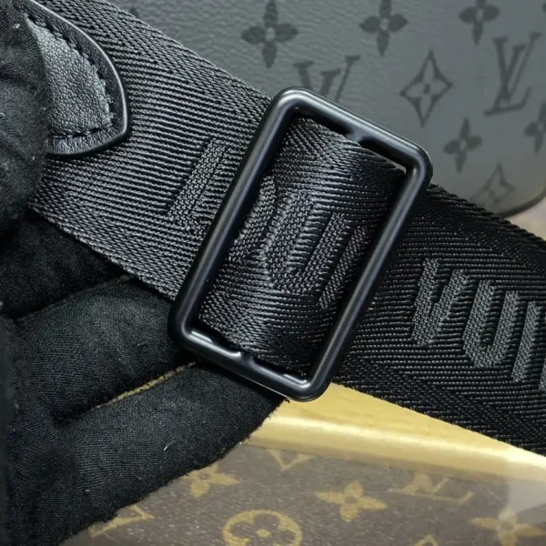 Louis Vuitton Trio Messenger Grey&Tiffany - Image 11