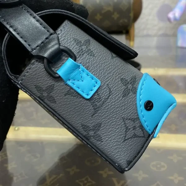 Louis Vuitton Steamer Wearable Wallet Grey - Image 10