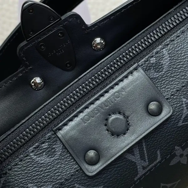 Louis Vuitton Soul Trunk East West Black - Image 8