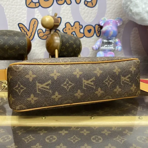 Louis Vuitton Pochette Accessoires Bag - Image 6