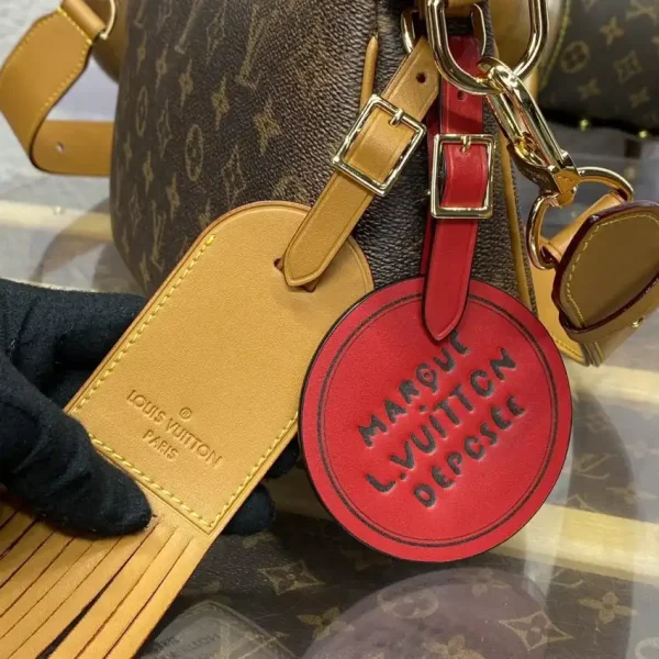 Louis Vuitton Pochette Accessoires Bag - Image 8