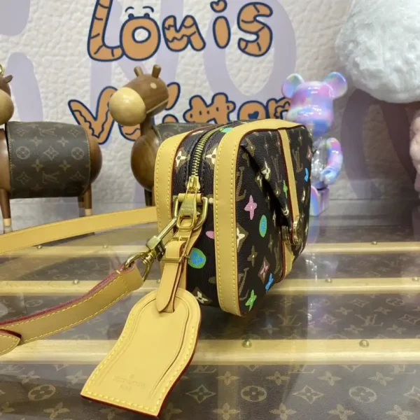 Louis Vuitton Envelope Messenger Bag - Image 7