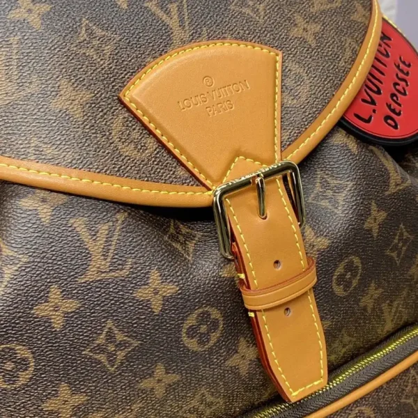 Louis Vuitton Montsouris Travel - Image 2