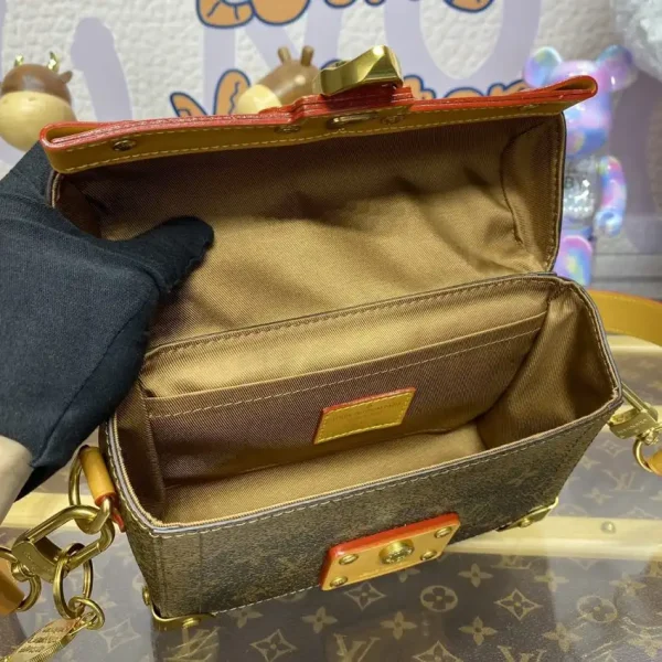Louis Vuitton Soul Trunk Cross-Body Brown - Image 10