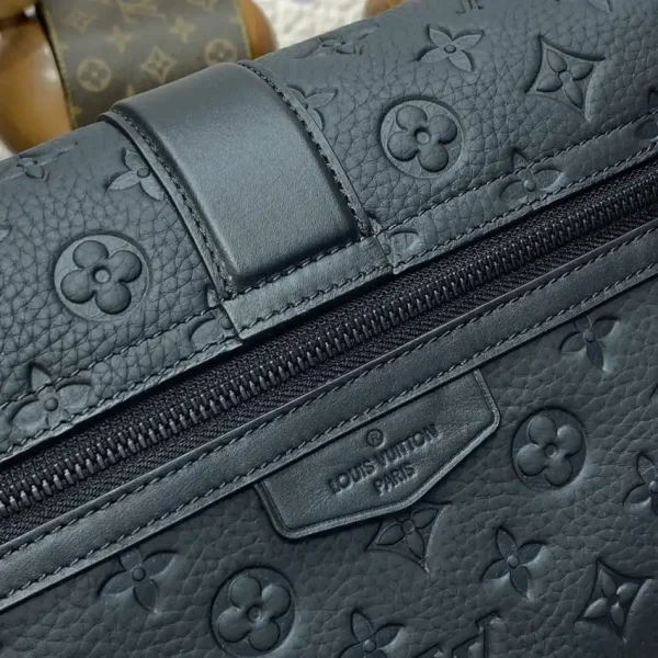 Louis Vuitton S-Cape Messenger Full Black - Image 4