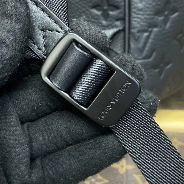 Louis Vuitton Montsouris Black - Image 3