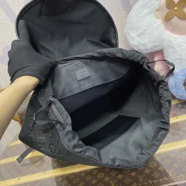 Louis Vuitton Montsouris Black - Image 7