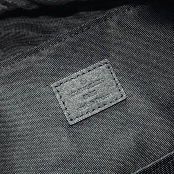 Louis Vuitton Montsouris Black - Image 9