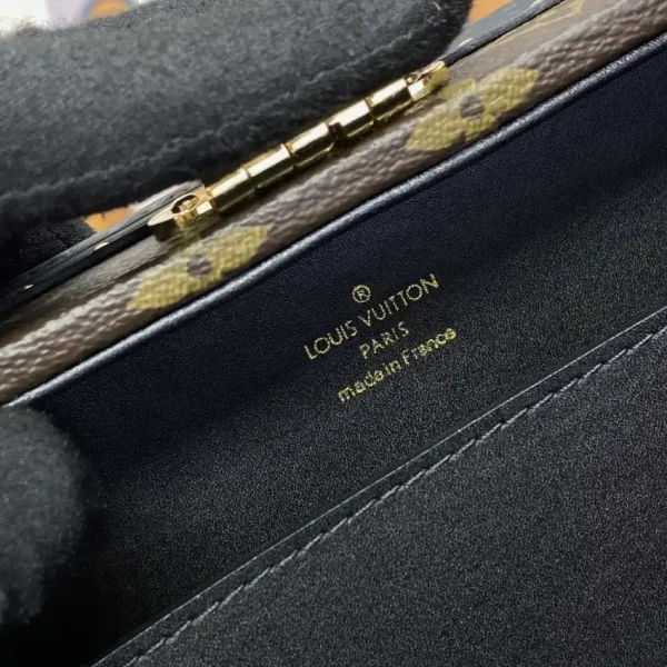 Louis Vuitton Petite Valise Monogram - Image 4