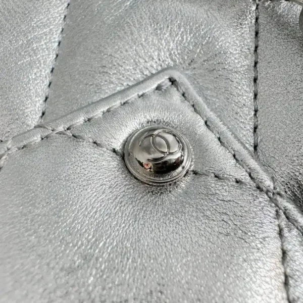 CHANEL 24c Airport Bags - Image 7