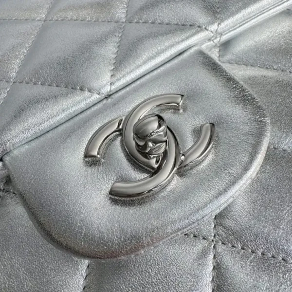 CHANEL 24c Airport Bags - Image 9