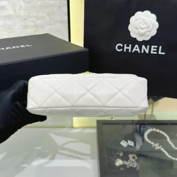 CHANEL 19 Mini Flap  White Bag - Image 2