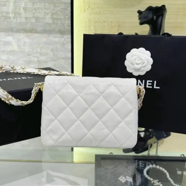 CHANEL 19 Mini Flap  White Bag - Image 3