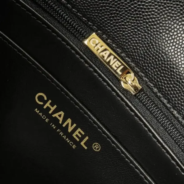 CHANEL 23k Kelly Handle 21cm - Image 11